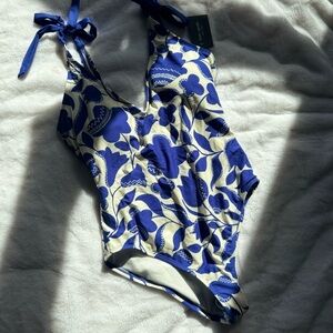 ✨🫐Kate Spade Blueberry Floral Tie Strap One Piece Swimsuit Size L NWT🫐✨